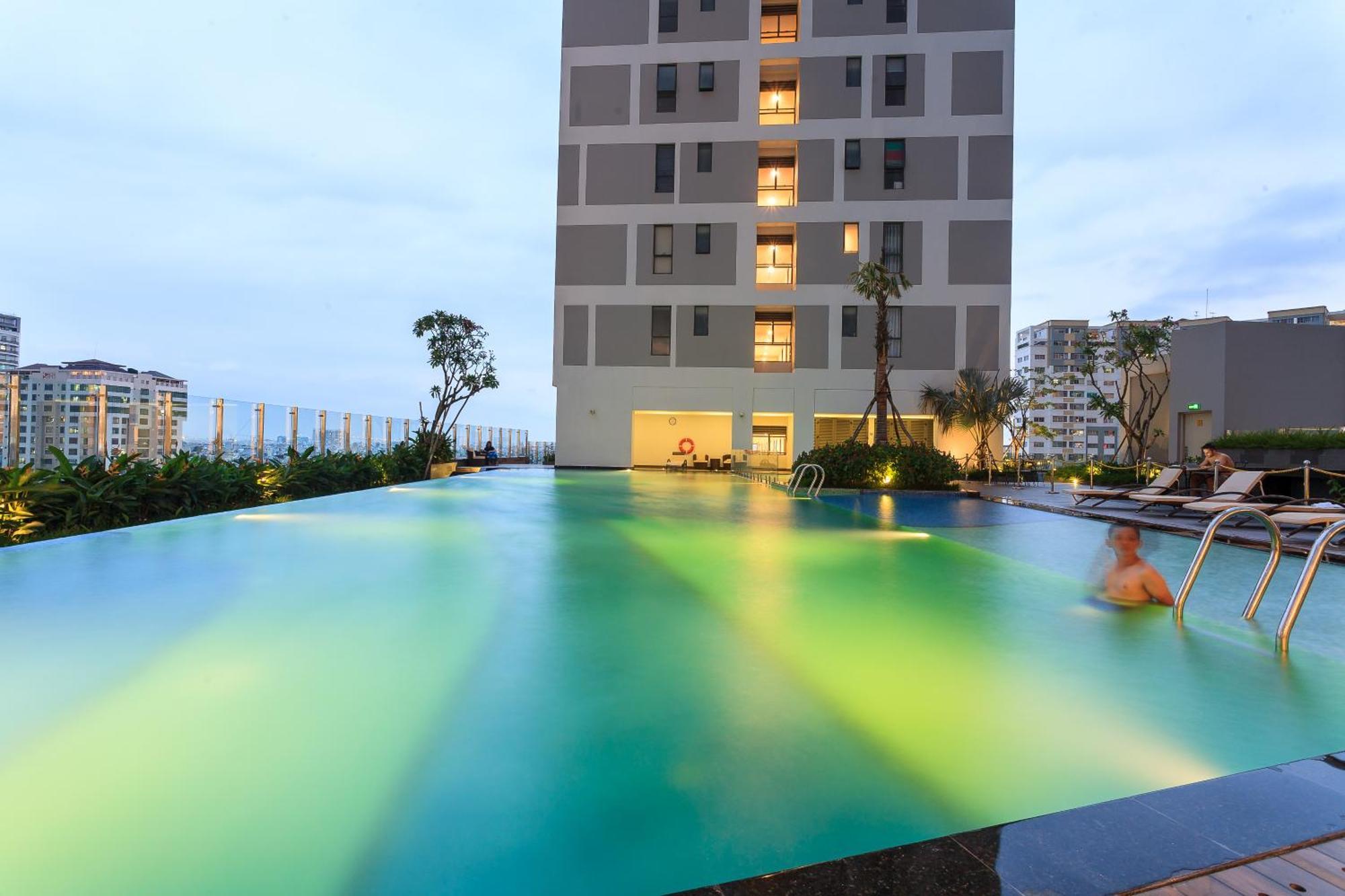 Rem Rivergate Garden Pool Signature - Free 4G Sim For 3 Nights Booking Thành Pho Ho Chí Minh Esterno foto